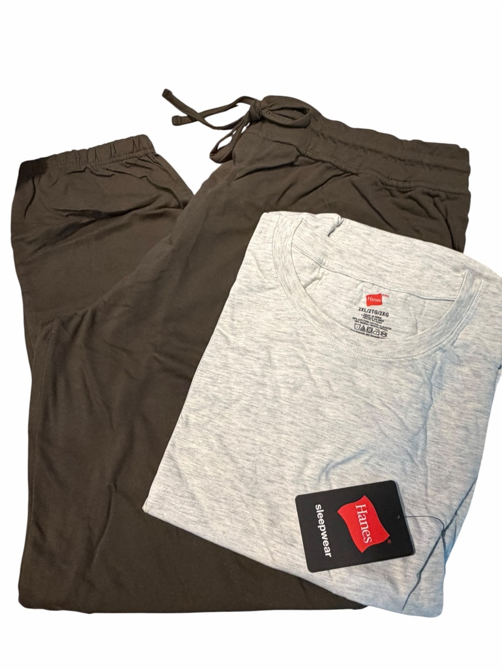 Hanes Men's Olive Drawstring Pants and T-shirt Casual Lounge Sleepwear